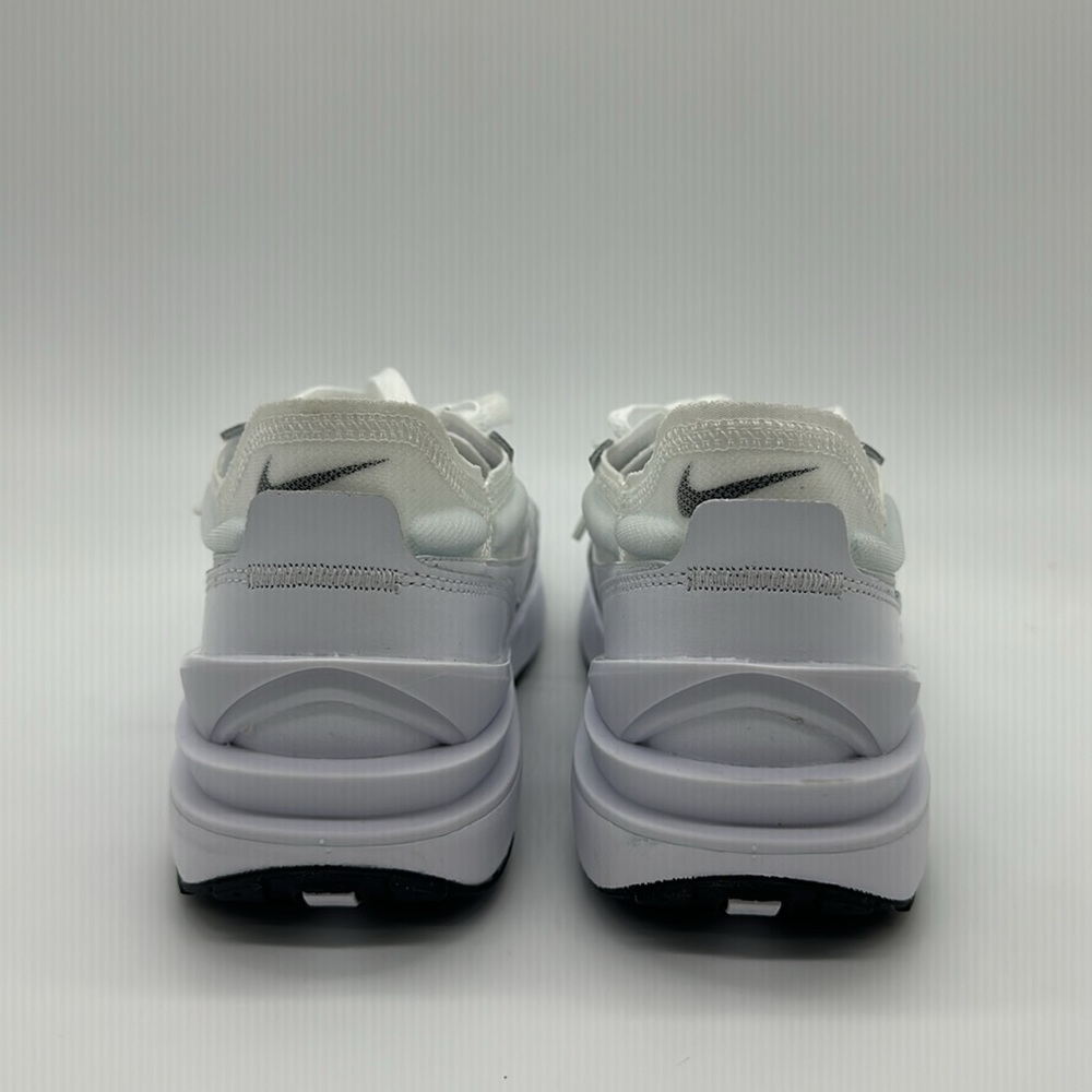 New Nike Waffle One Women’s White Athletic Running Shoes DC2533-103 NWOB - Picture 5 of 5